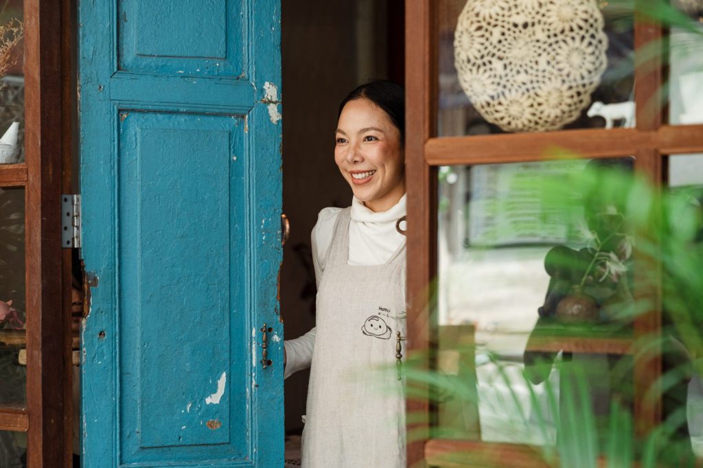 open door open door