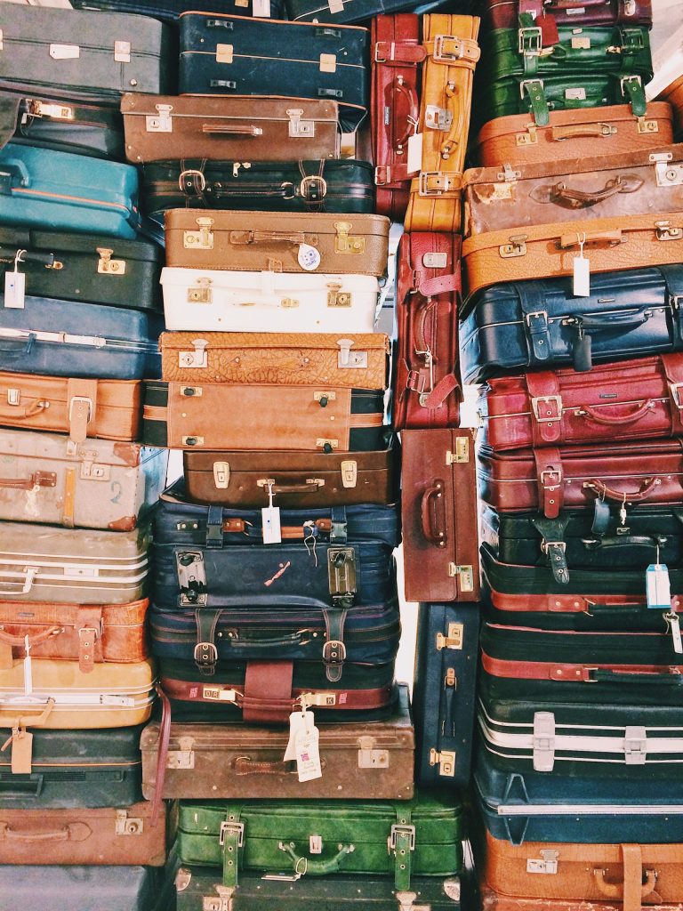 caroline-selfors-r2jpr8MDw0I-unsplash caroline-selfors-r2jpr8MDw0I-unsplash